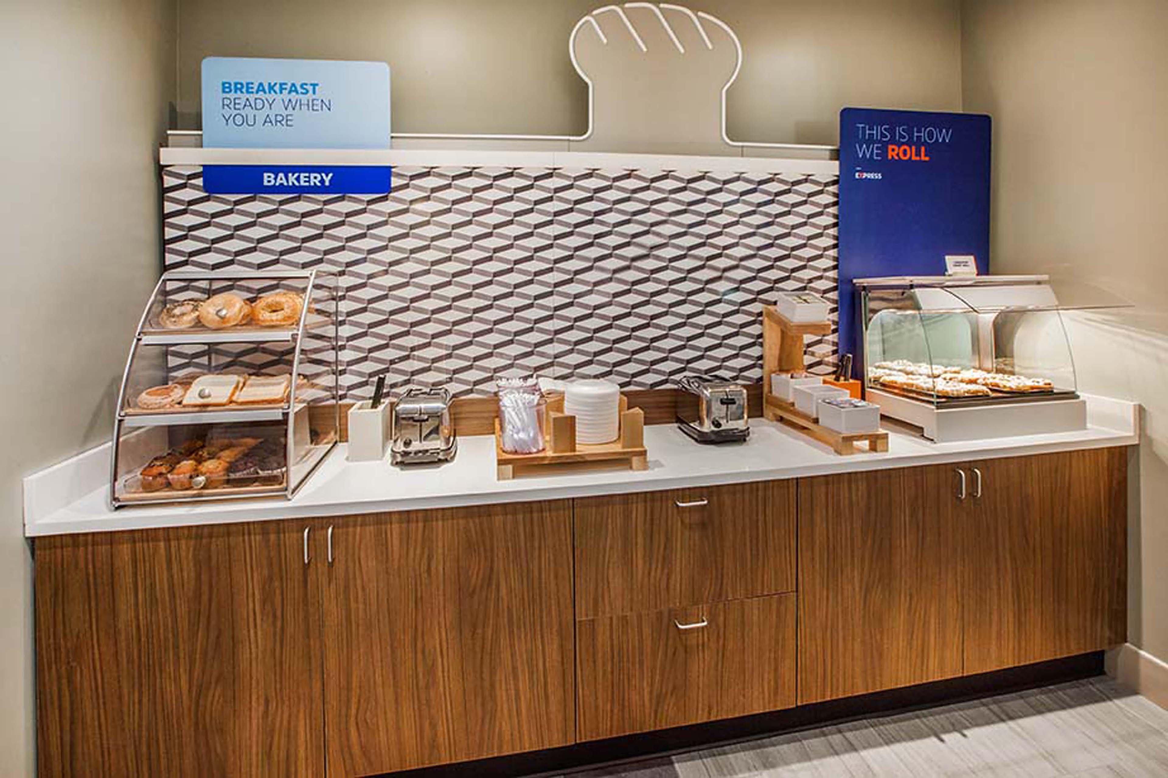 Holiday Inn Express San Diego - Sorrento Valley By Ihg Extérieur photo