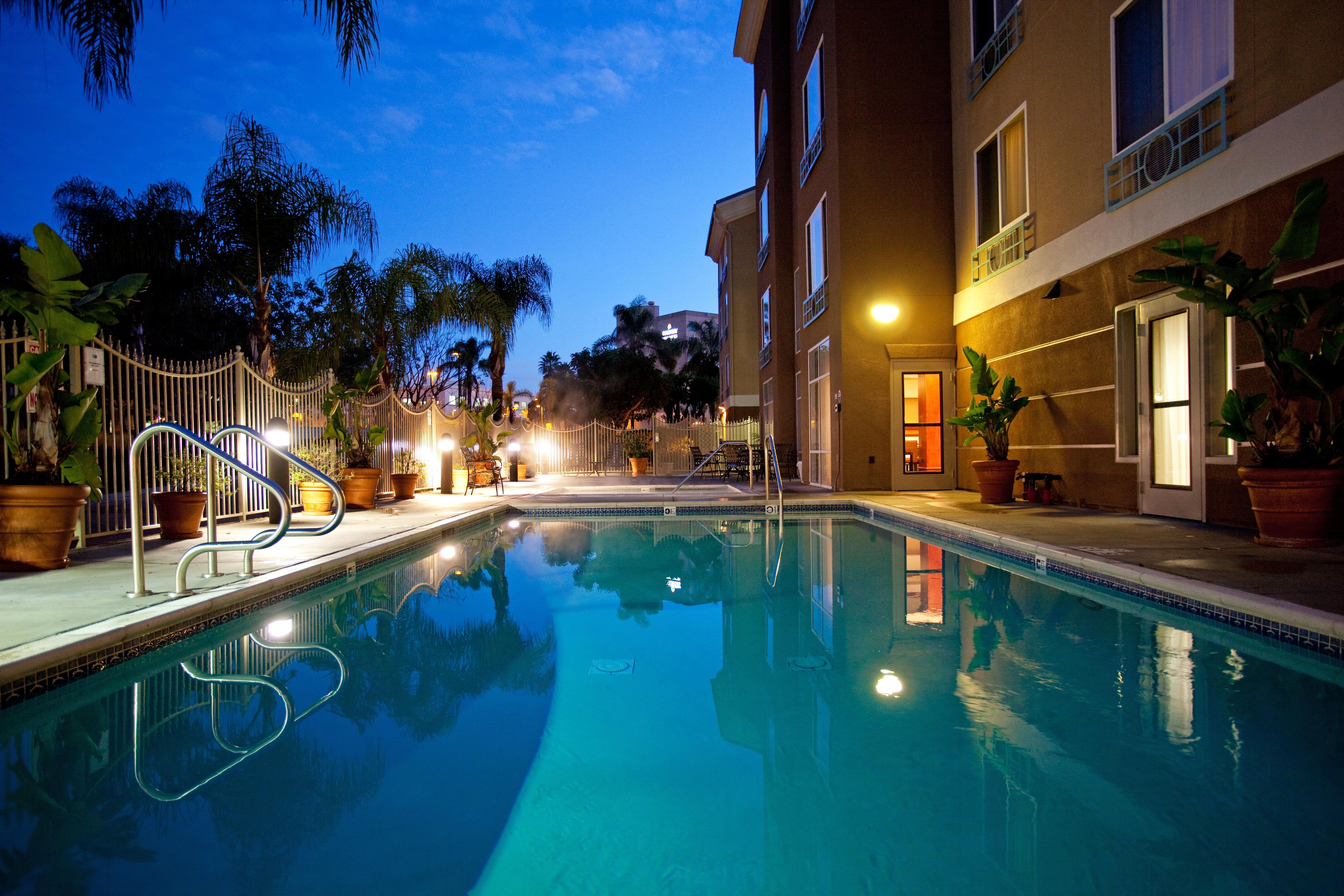 Holiday Inn Express San Diego - Sorrento Valley By Ihg Extérieur photo