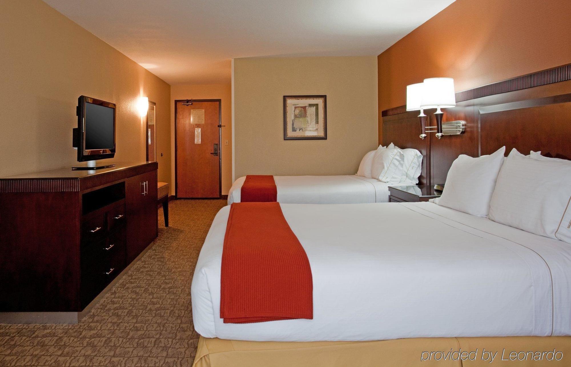 Holiday Inn Express San Diego - Sorrento Valley By Ihg Chambre photo